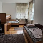 Cy In Center Apartment